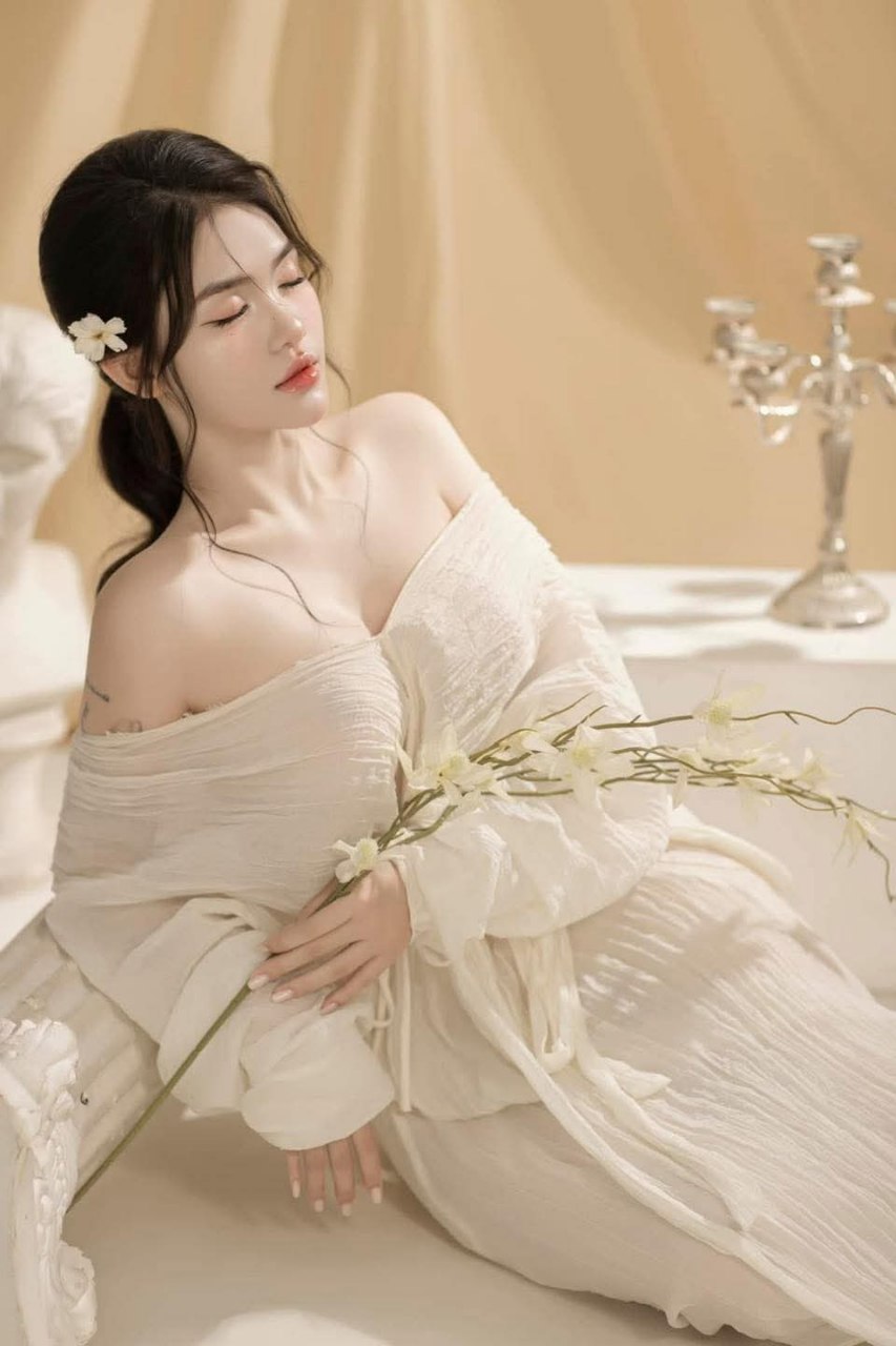 Dùng tình để đổi lấy sự nghiệp cho chồng